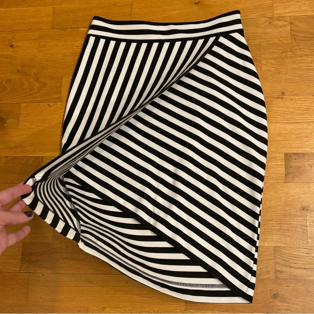 Express Striped Wrap Skirt - Picture 2 of 3